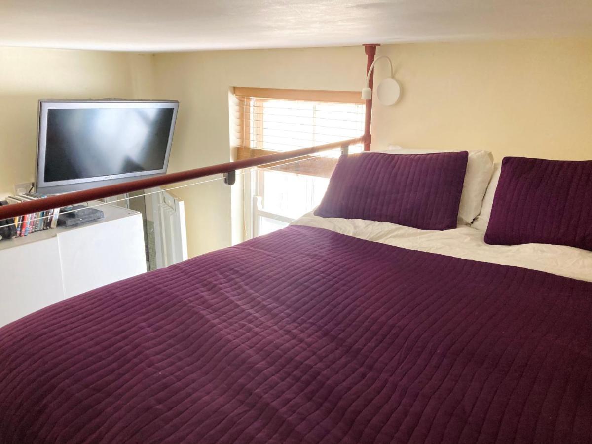 Two Top Central Beach Studios - Also Separate Spa Cabin And Watersports Brighton Екстер'єр фото