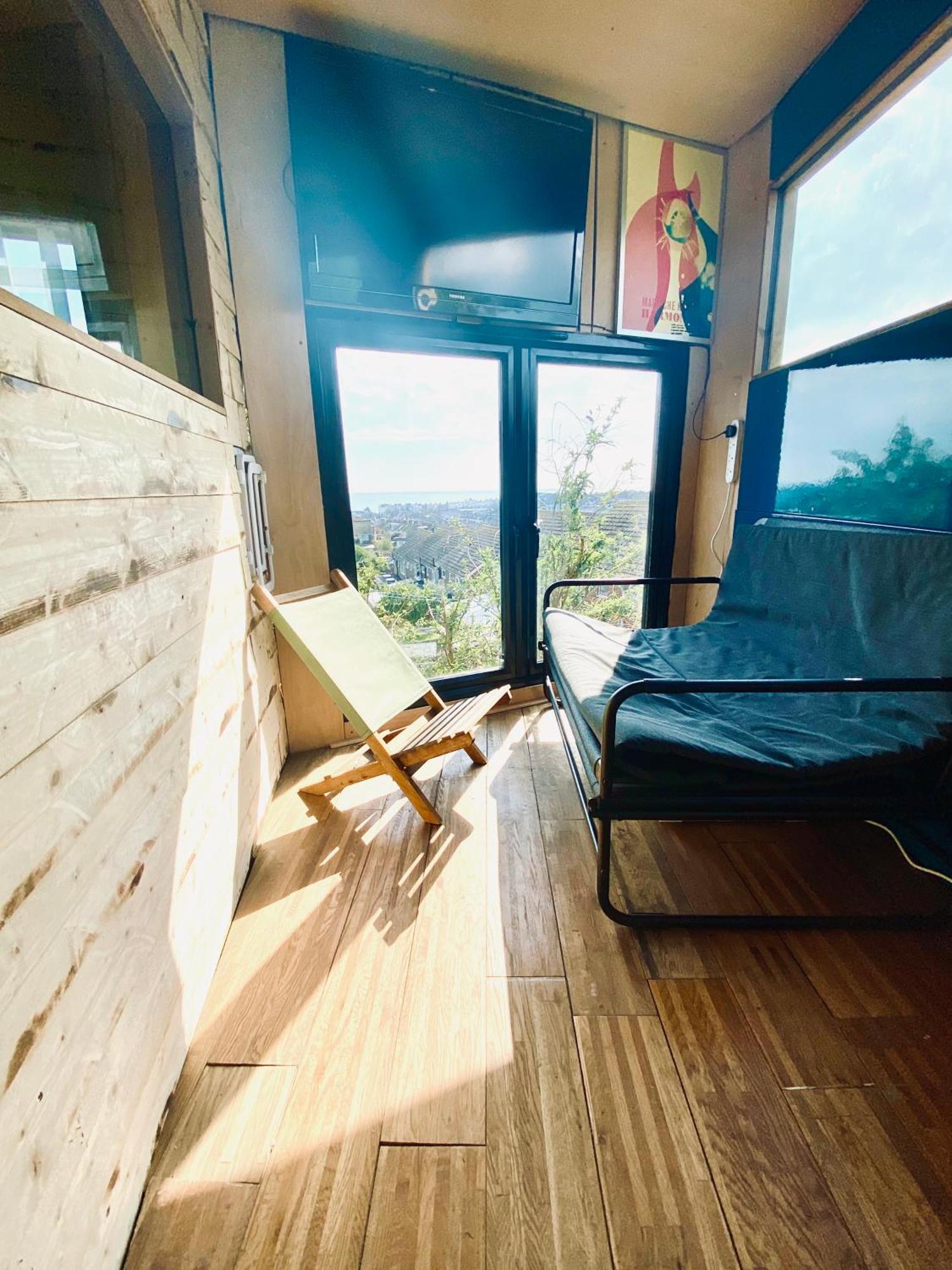 Two Top Central Beach Studios - Also Separate Spa Cabin And Watersports Brighton Екстер'єр фото